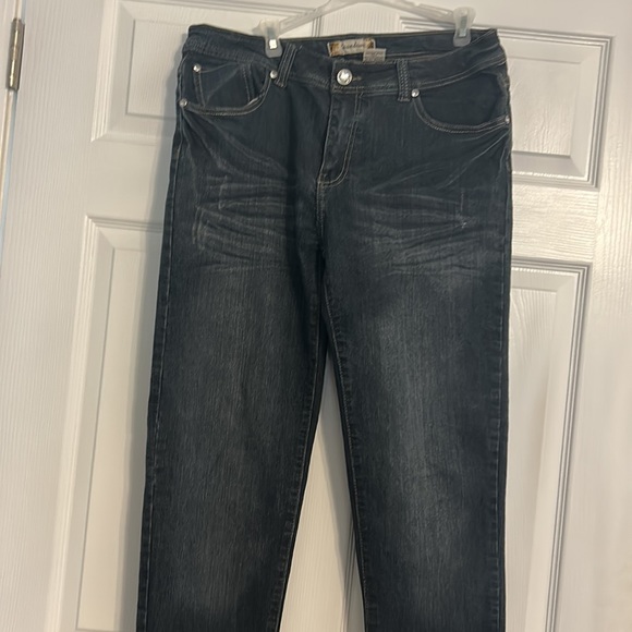 Grandeur denim jeans studded pockets - Picture 5 of 9